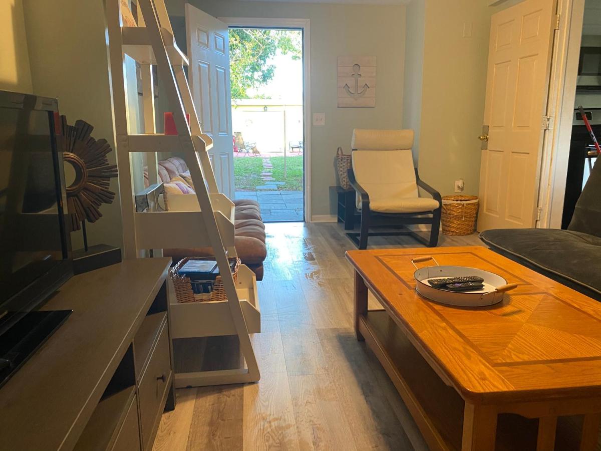 3 Bedroom House Fenced Backyard Private Patio Areas Grill Firepit Plenty Parking! Quick Access 10 Min To Beach Airport Delray West Palm Lake Worth Beach Exterior foto