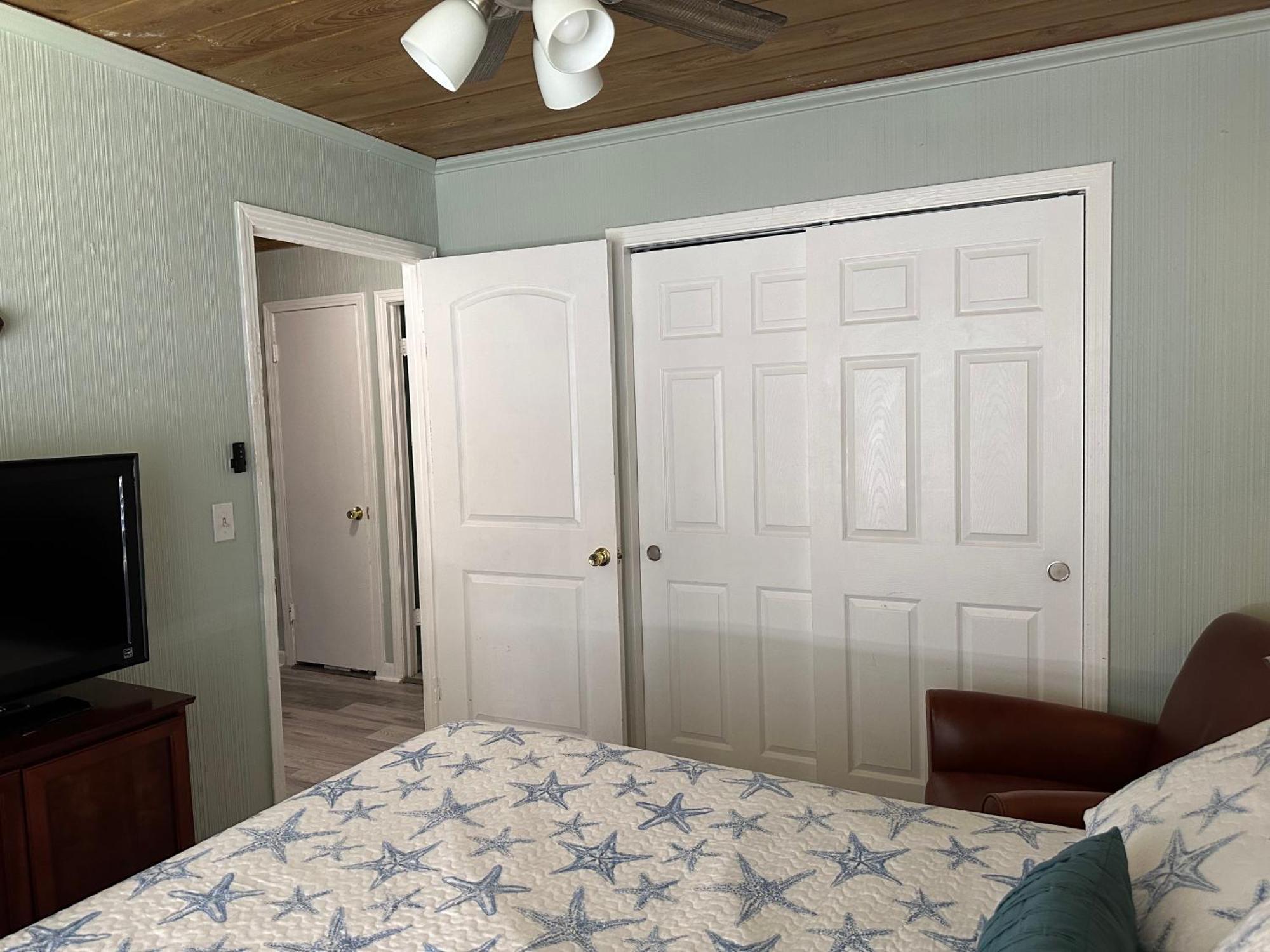 3 Bedroom House Fenced Backyard Private Patio Areas Grill Firepit Plenty Parking! Quick Access 10 Min To Beach Airport Delray West Palm Lake Worth Beach Exterior foto